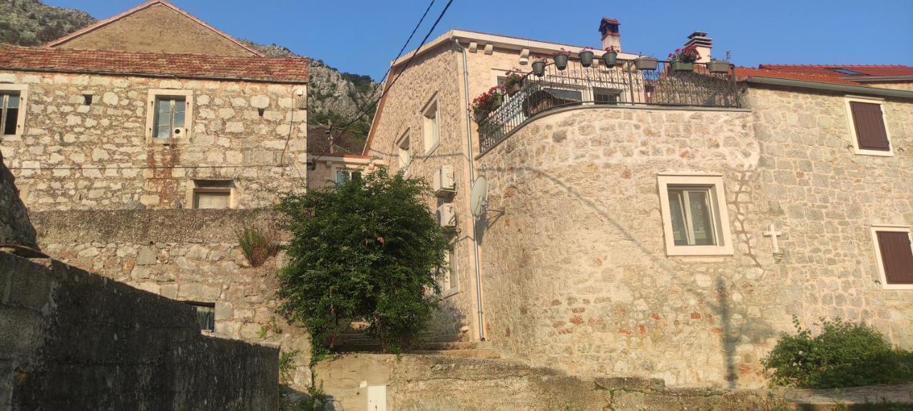 Apartman Biserka Pitve Exterior photo