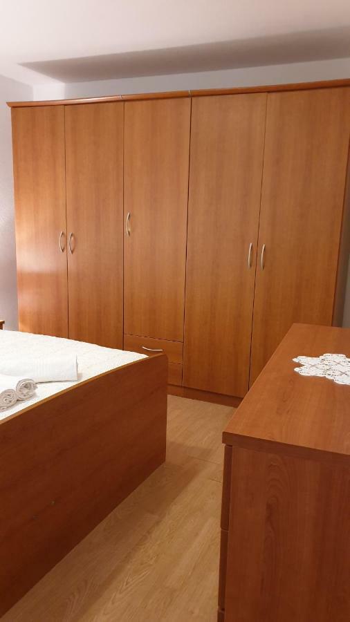 Apartman Biserka Pitve Exterior photo